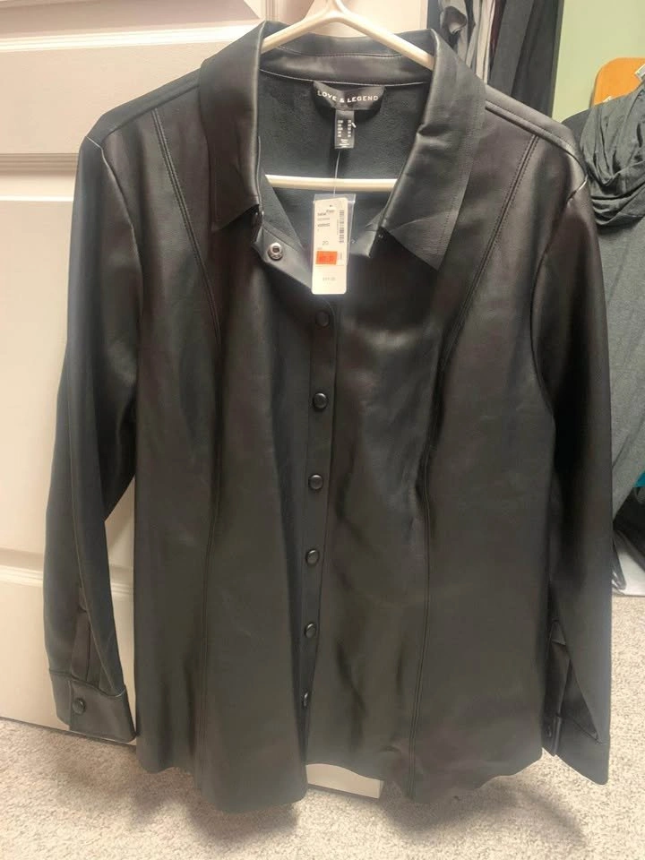 2 Ladies Pleather Jackets XXL - photo 3