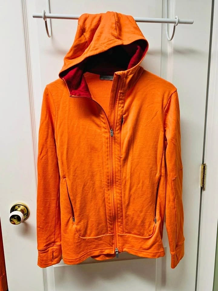 Women's Small Icebreaker Hoodies