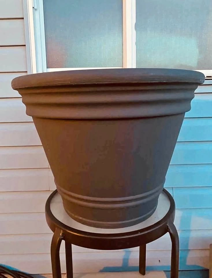 All Season Planter, 19 inches wide