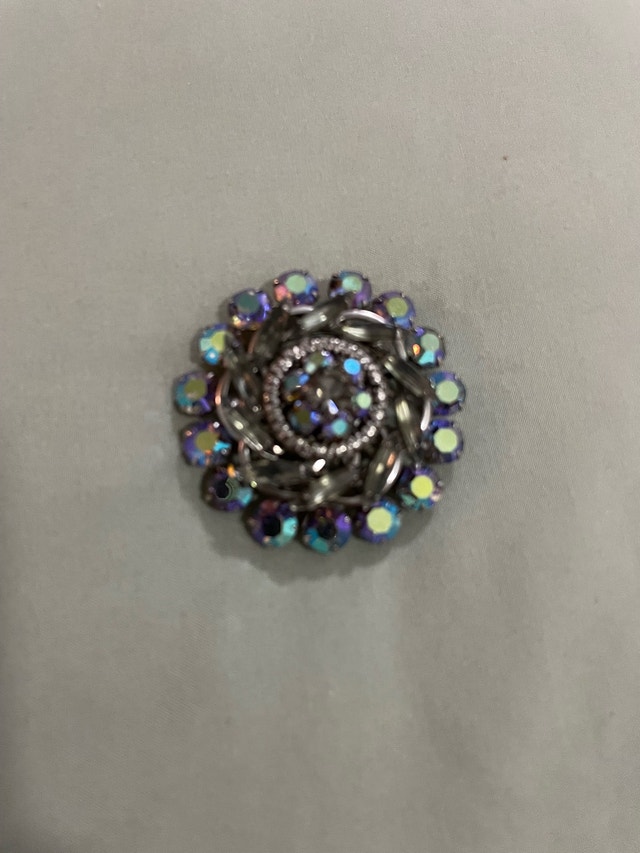 Vintage Mandala Rhinestone Brooch - photo 2