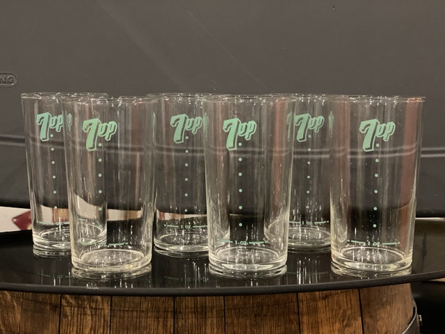 7-Up Glasses - photo 2