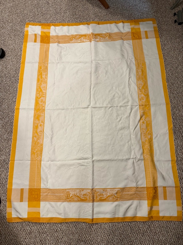 Vintage Tablecloth Yellow & White Decorative Pattern 65"x48"