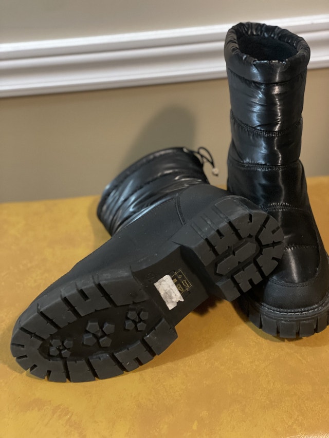 Ladies Winter Boots - photo 2
