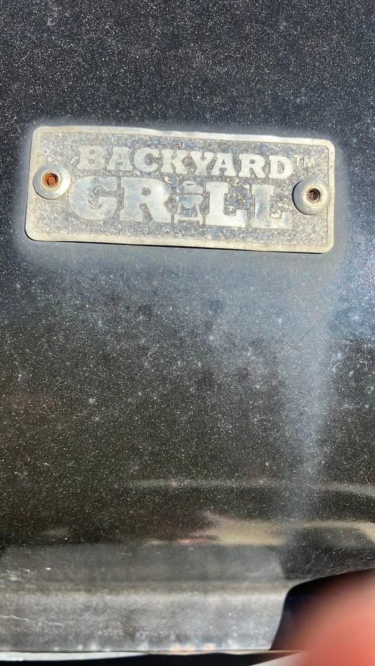 Backyard grill - photo 2