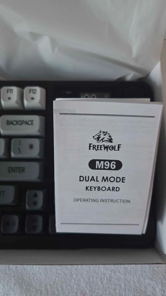 FREEWOLF M96 96 Key Dual Mode Wireless Keyboard (Bluetooth & 2.4 - photo 4