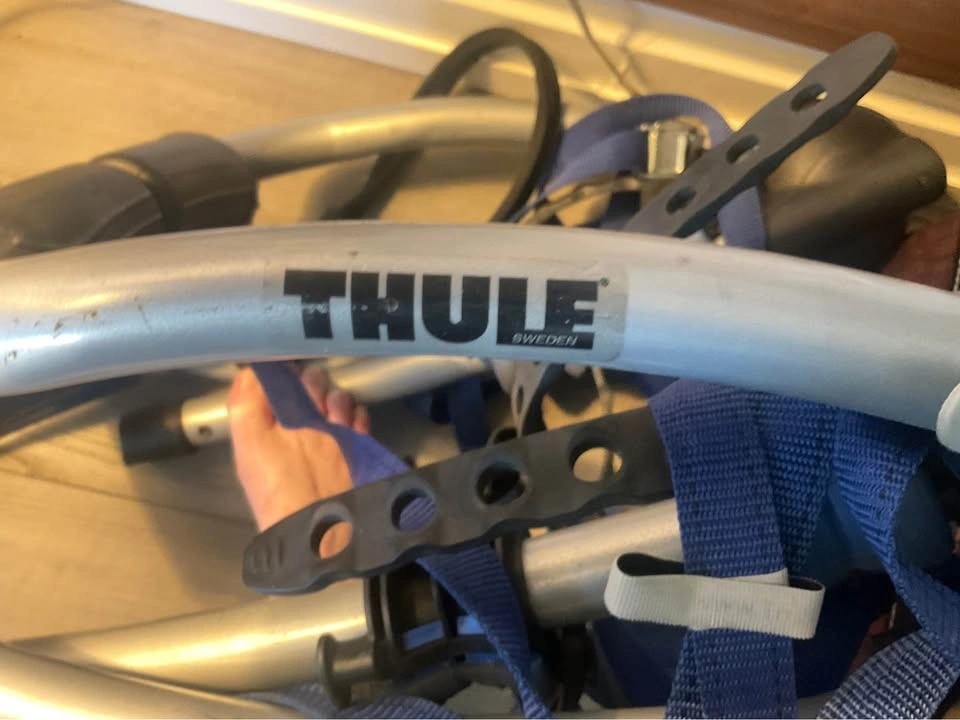 Thule Trunk Mounted 2 Bike Rack - photo 3