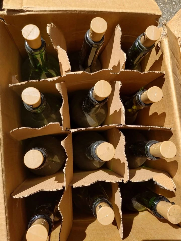 Rent 12 Lighted Wine Bottles w/ Cork LED Fairy Lights - photo 4