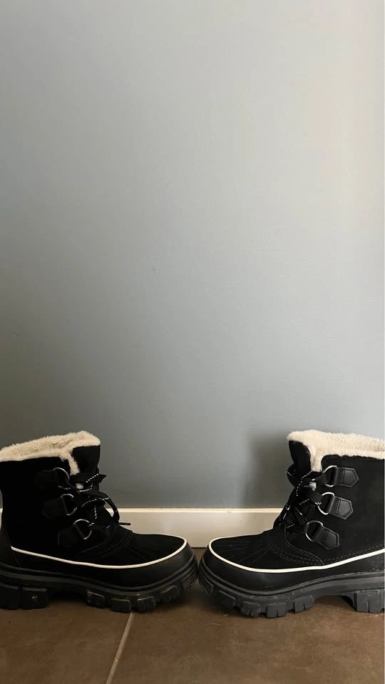 SOREL Winter Snow Boots – Size 6.5 - photo 3