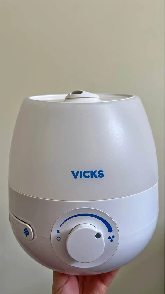 Vicks Humidifier – Good Condition