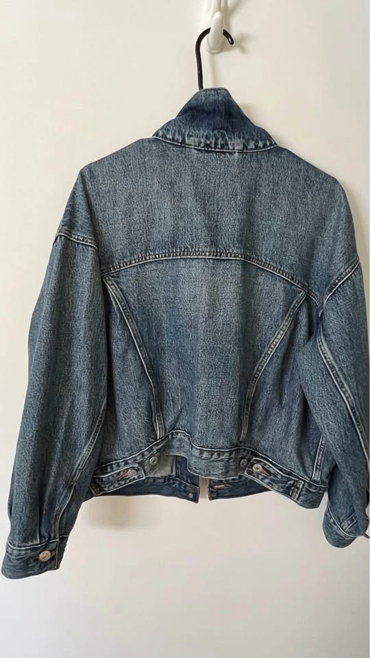 Levi’s Denim Jacket – Size L - photo 5