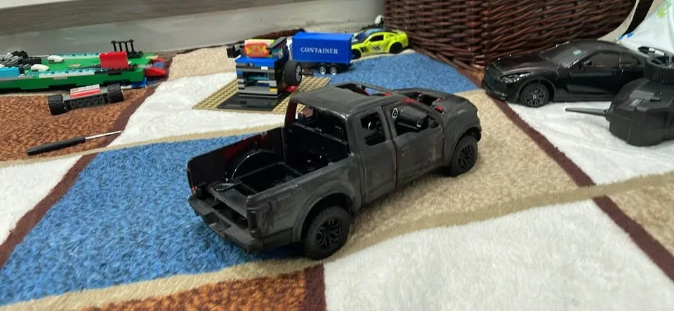 2017 Ford F150 Raptor image indicator(2)