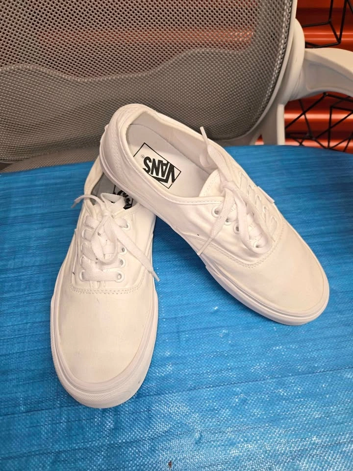Vans White Canvas Sneakers - photo 3