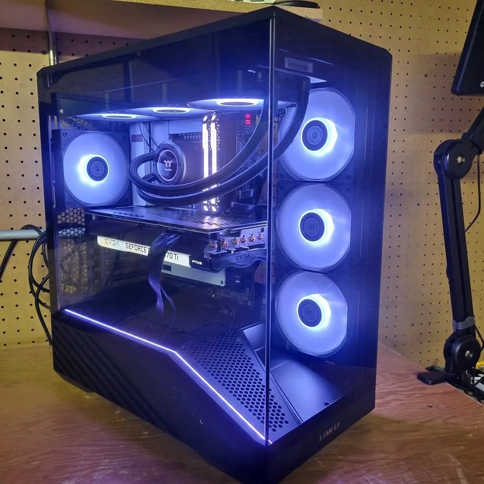 Gaming PC i7-10700K + EVGA RTX 3070Ti