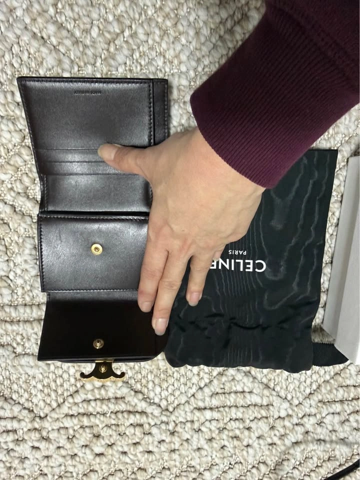 CELINE Triomphe Leather Wallet – Dark Brown (Authentic) - photo 2