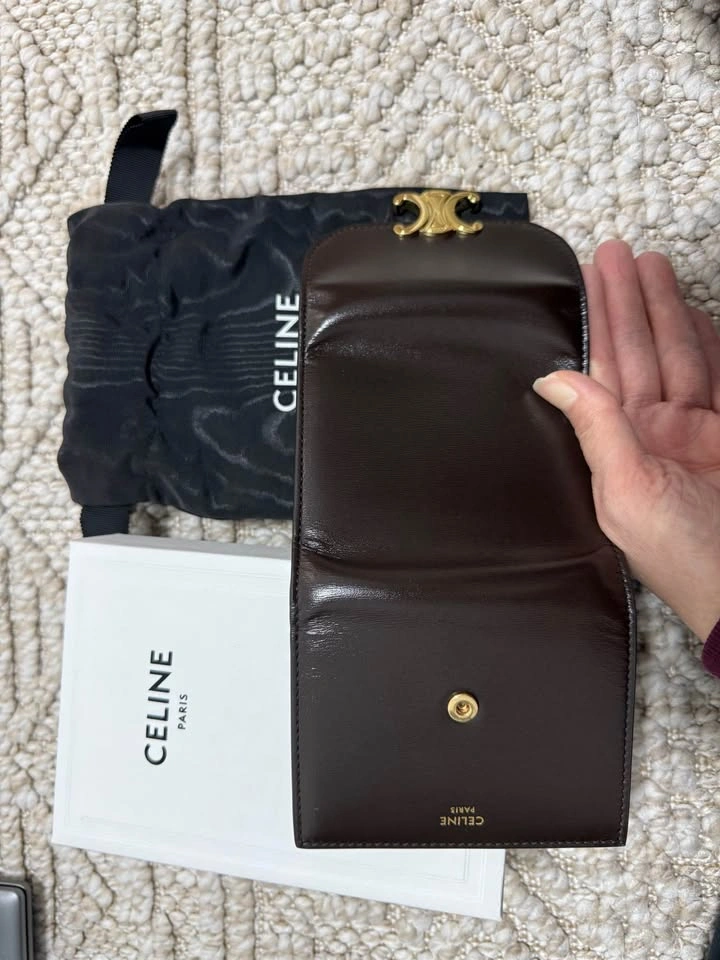 CELINE Triomphe Leather Wallet – Dark Brown (Authentic) - photo 3