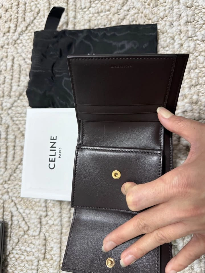 CELINE Triomphe Leather Wallet – Dark Brown (Authentic) - photo 4