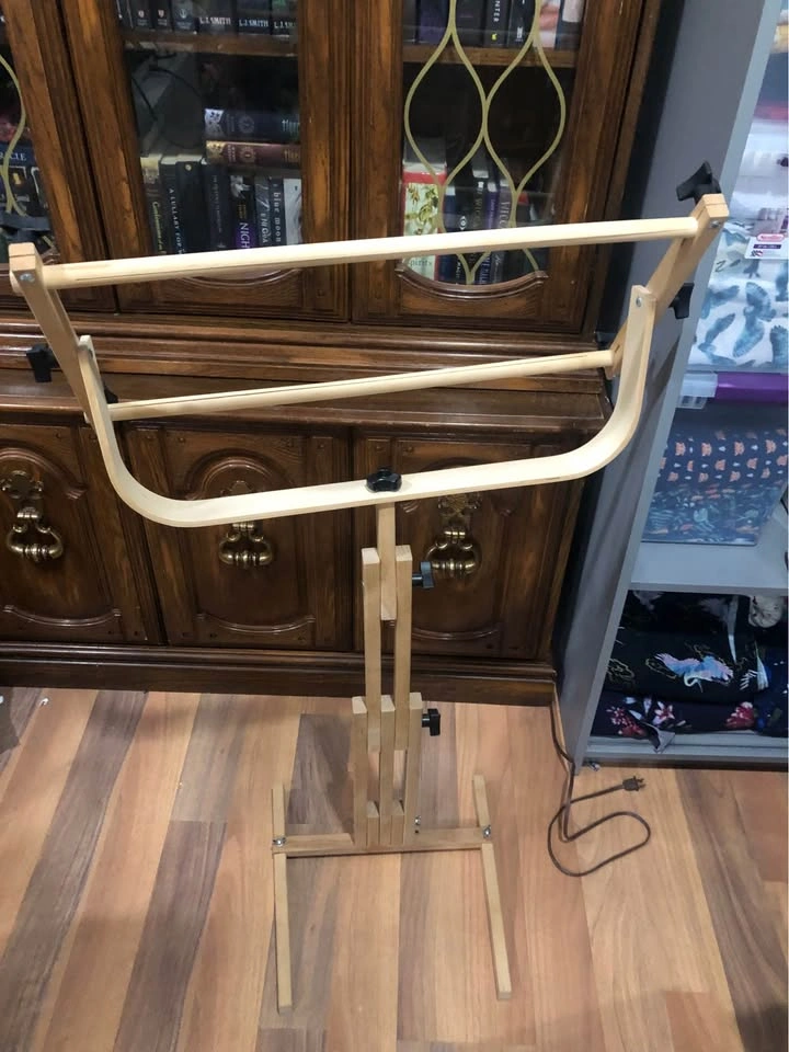 Embroidery Easel — Great for large projects! - photo 2