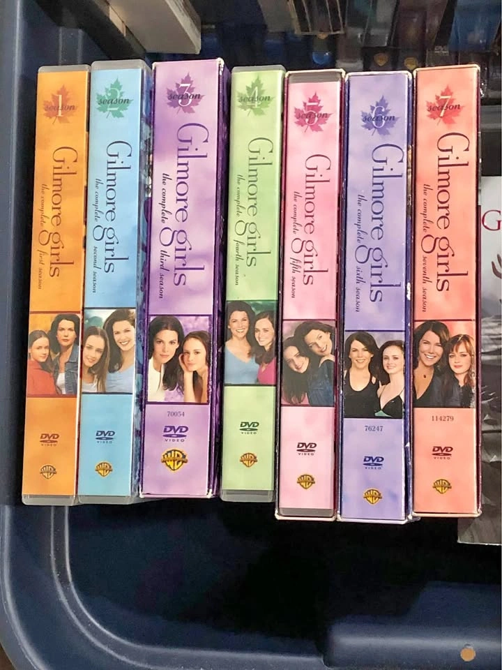 Moving! Gilmore Girls Complete Series on DVD! Price firm.