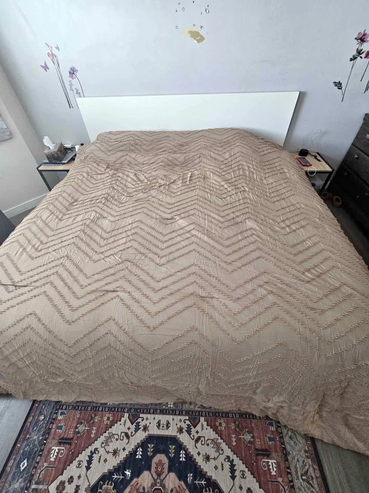 King Size Boho Tufted Comforter
