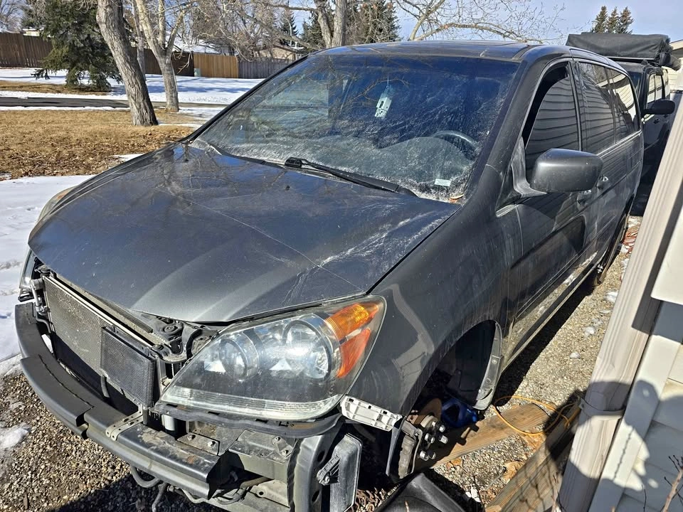 2008 Honda Odyssey for Parts