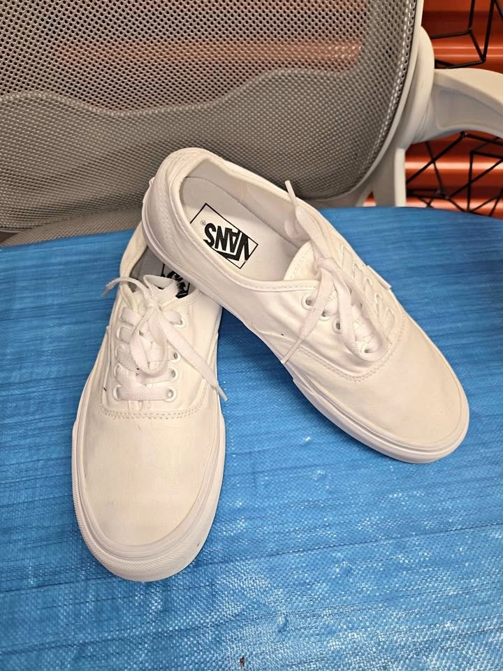 Vans Authentic White Sneakers