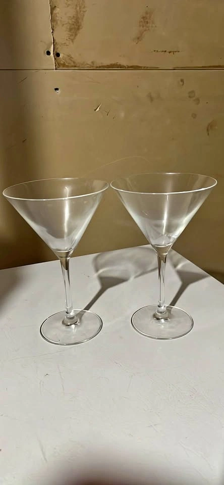 Set of 2 Martini Glasses