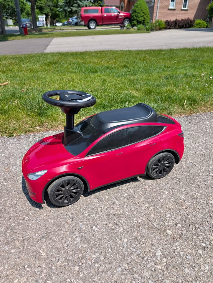 Radio Flyer My First Tesla Model Y