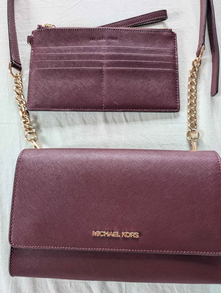 Micheal Kors CrossBody and Matching Wallet Set - photo 2