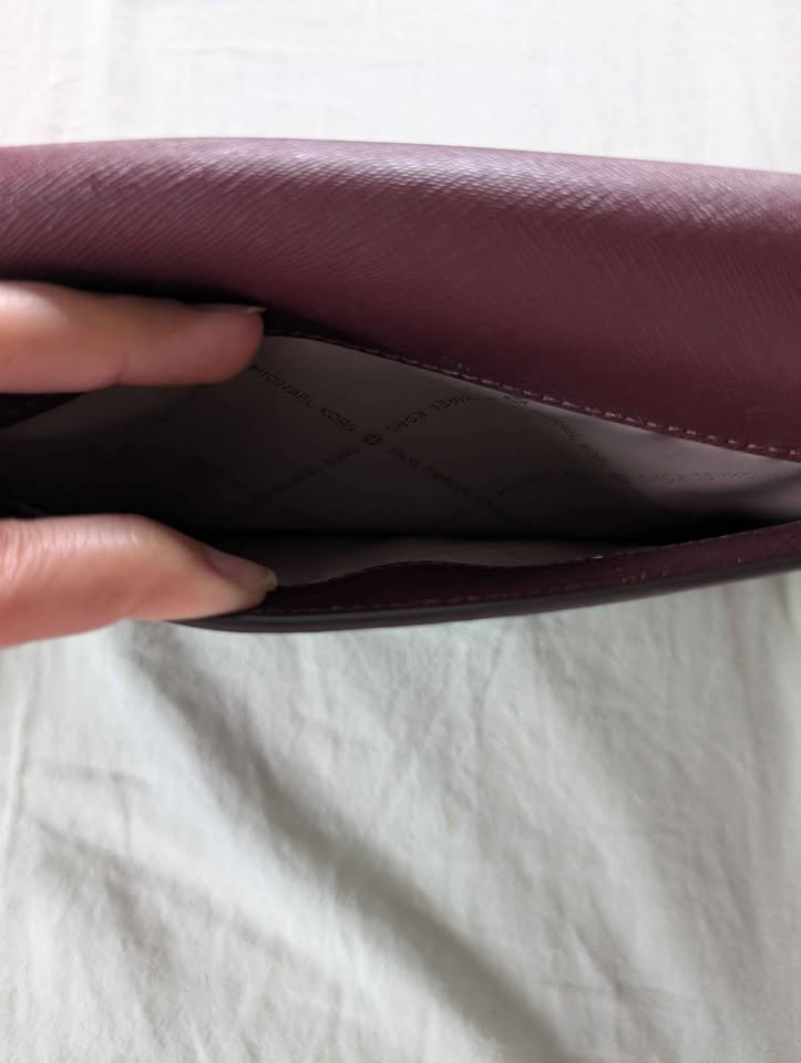 Micheal Kors CrossBody and Matching Wallet Set - photo 3