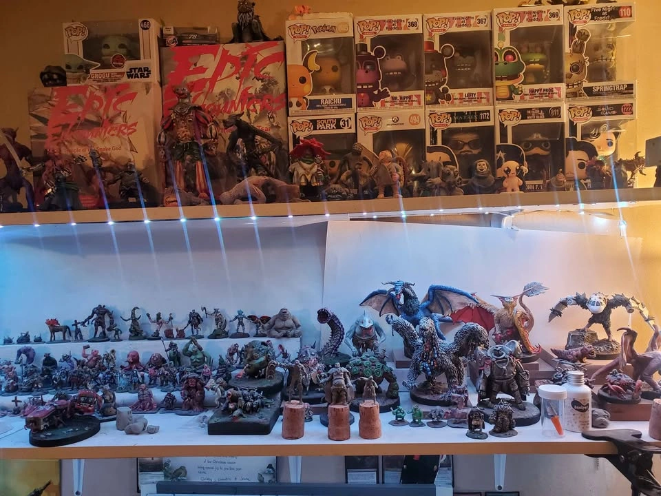 Handmade Figures - Fantasy Monsters, Religious Statues, Ashtrays - photo 5