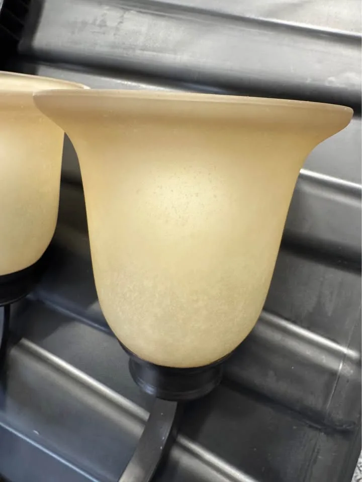 Chandelier – 6 Lights, Frosted Glass (OBO) image indicator(2)