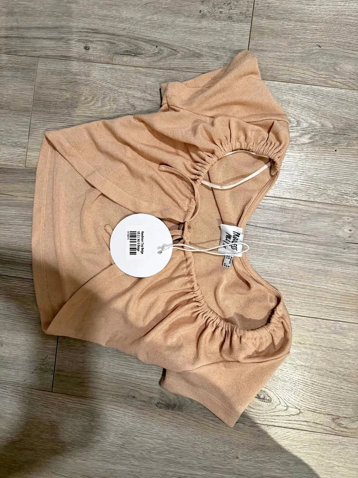 Cropped shirt