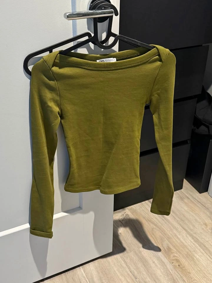 Long sleeves