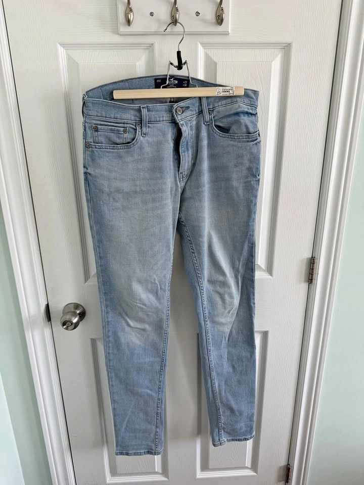 Hollister Men’s Jeans - Epic Flex Skinny - 31x34 - Light Wash