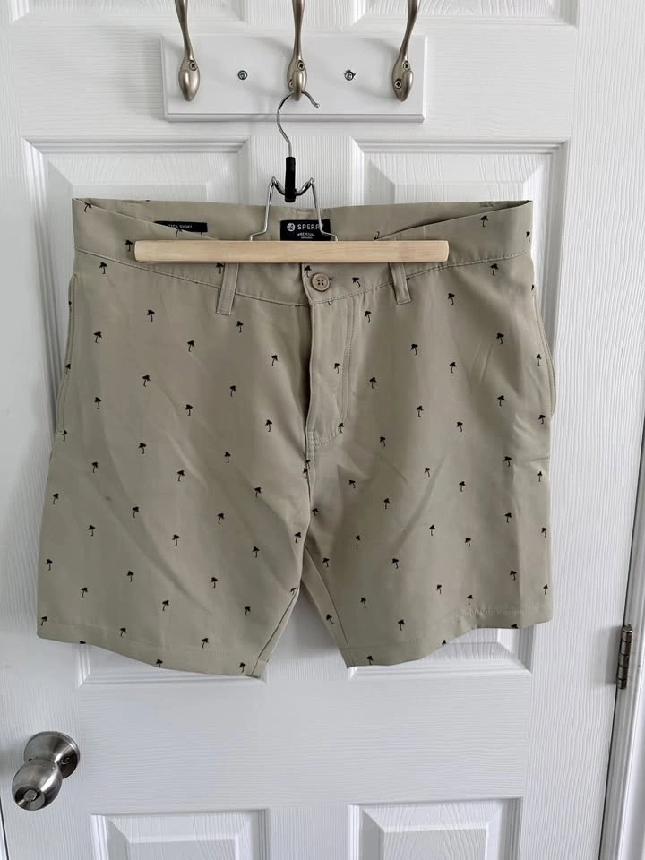 Sperry Men’s Tech Shorts - Palm Tree Print - Waist 33