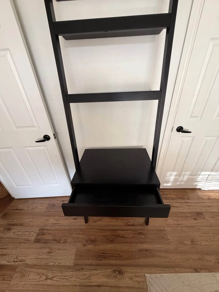 Crate & Barrel Sawyer Black Leaning Ladder Desk - photo 4