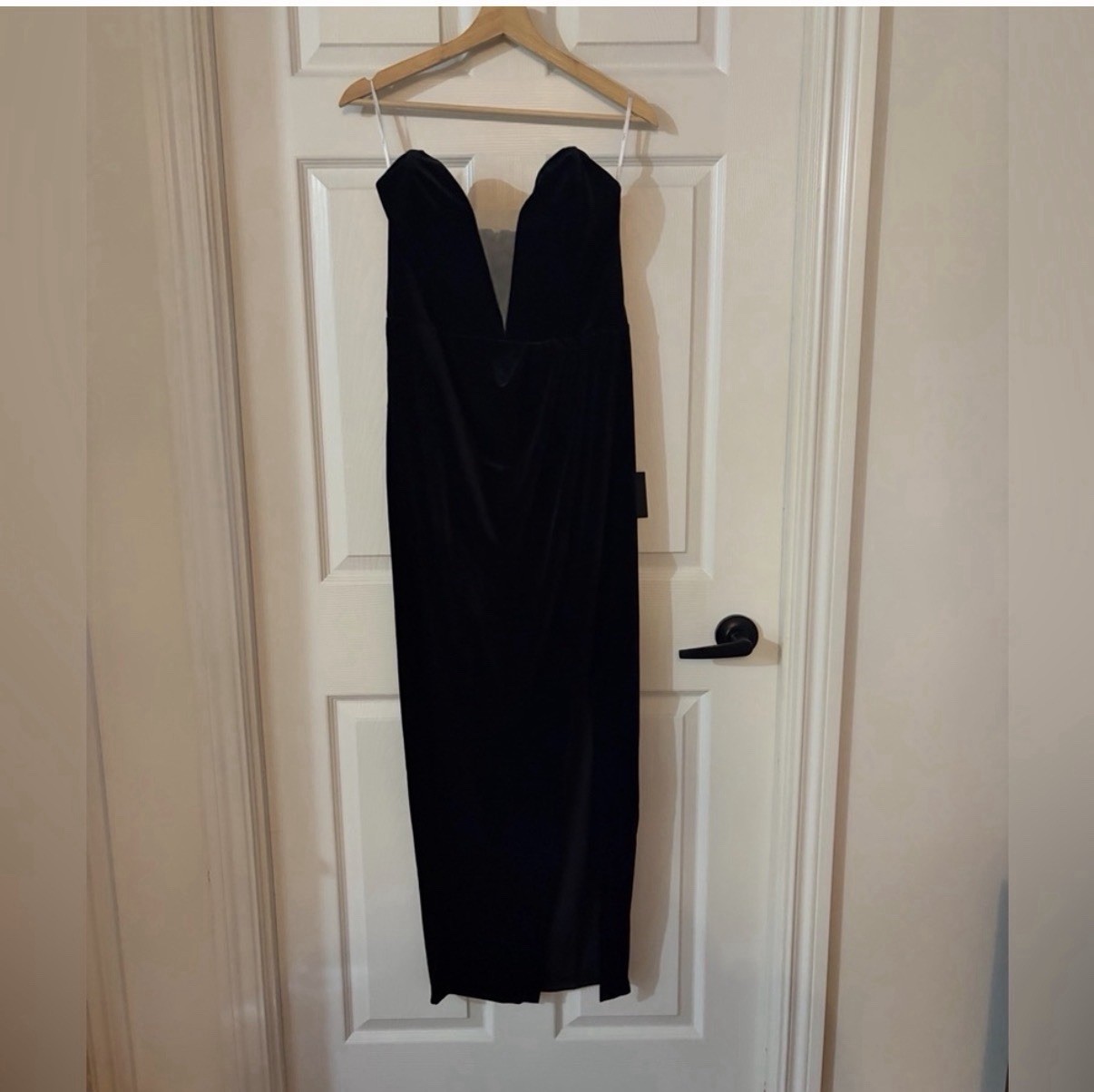 NWT Lulus "My Dream Come True" Black Velvet Strapless Maxi Dress - photo 3