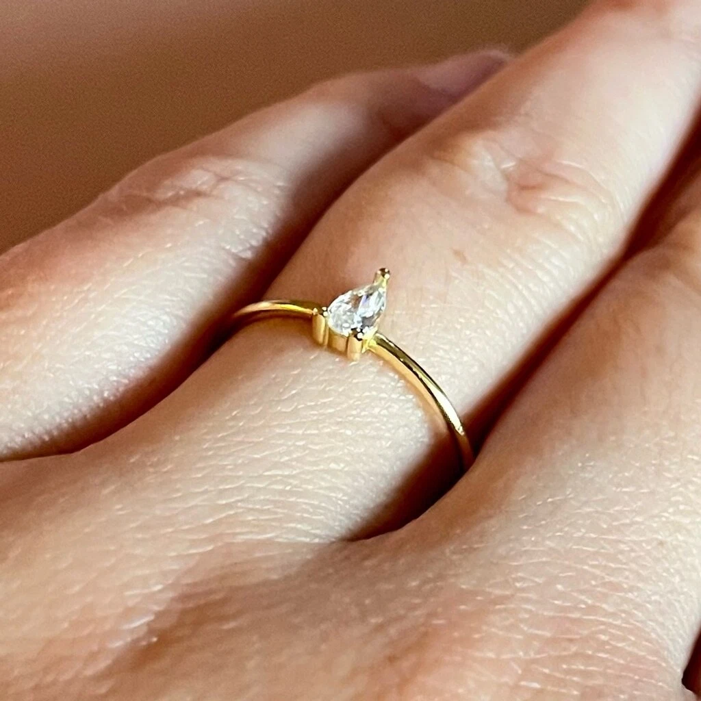 14K Gold Plated Minimalist Ring with Cubic Zirconia - Size 6