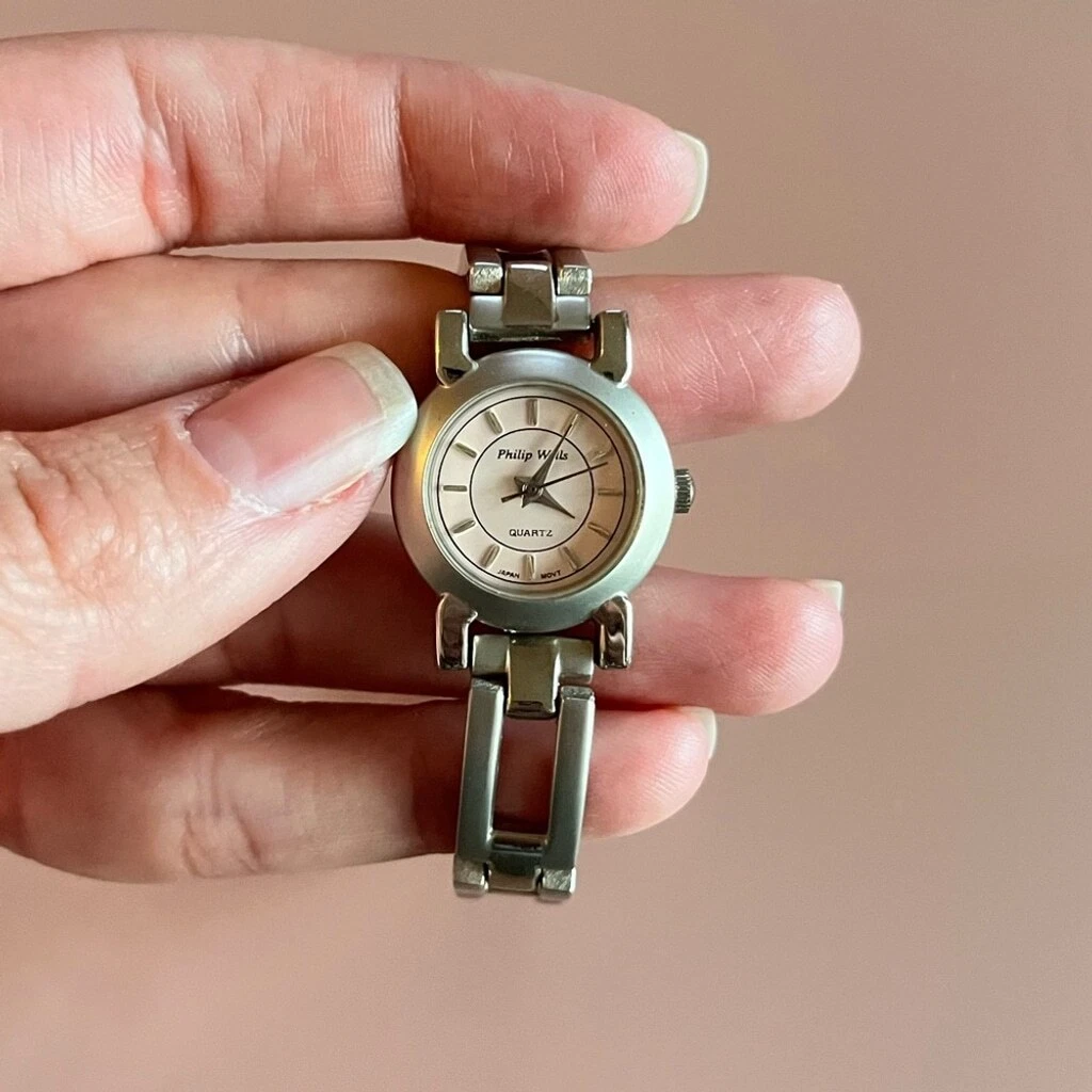 💖 Philip Wells Women's Quartz Watch – Silver Bracelet with Pink - photo 3