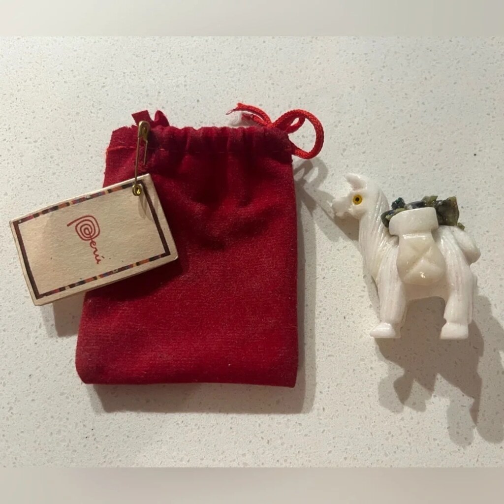 NWT Quartz Llama - photo 2