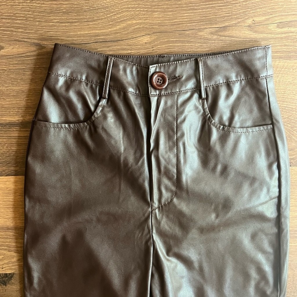 NWT Chocolate Faux Leather Cropped Trousers – UK 6 / US 2 | High - photo 2