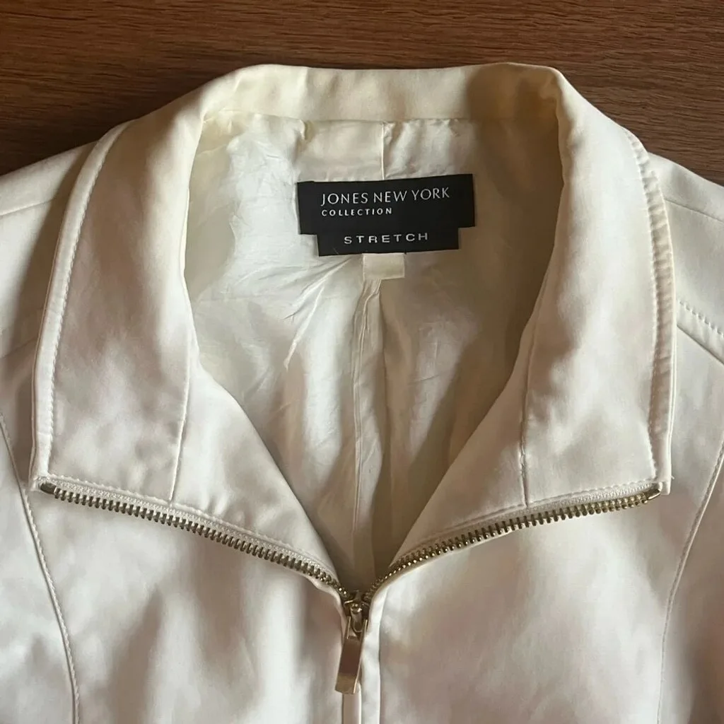 Jones New York White Stretch Zip-Up Jacket - Gold Hardware - Siz - photo 3
