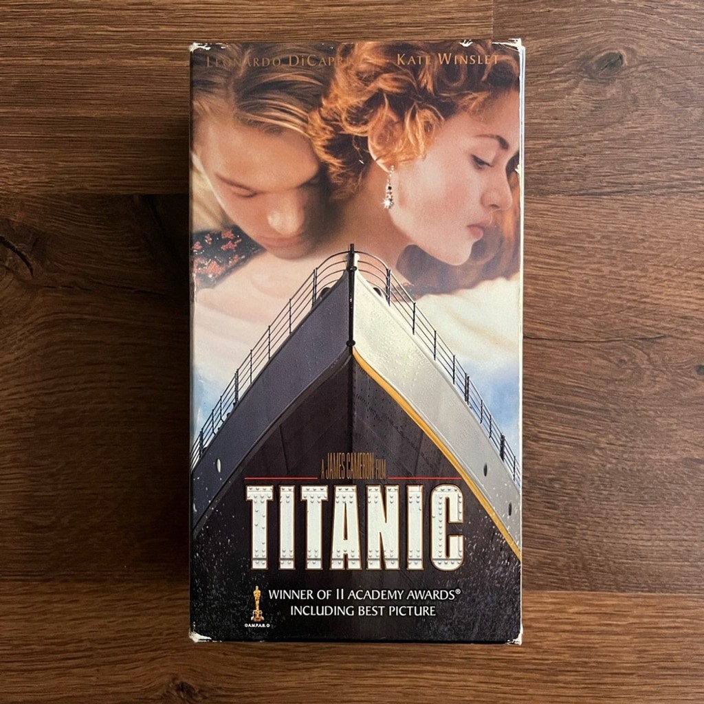 Titanic (1997) VHS 2-Tape Collector’s Set