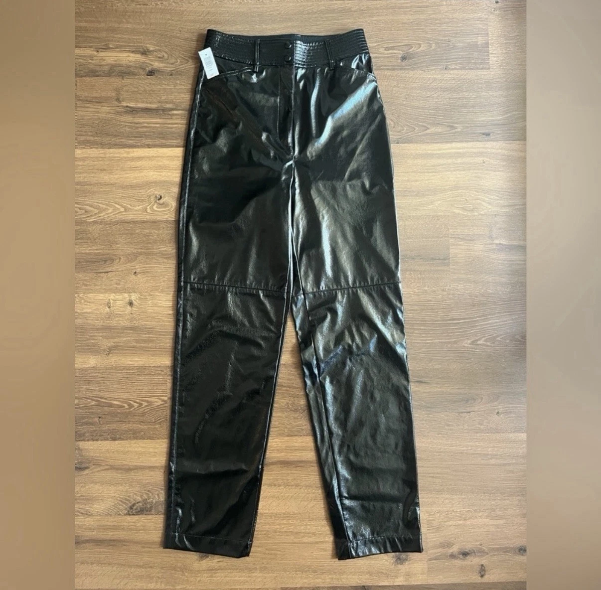✨ NWT Wilfred Black Shiny Funk Pants - Size 4 ✨ - photo 3