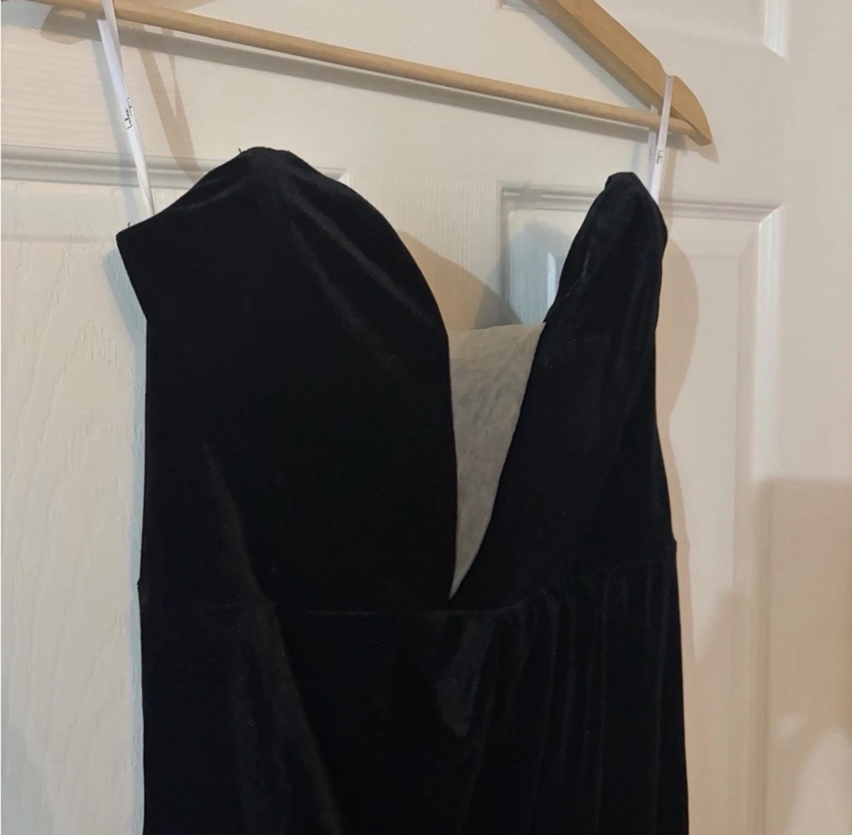 NWT Lulus "My Dream Come True" Black Velvet Strapless Maxi Dress - photo 4