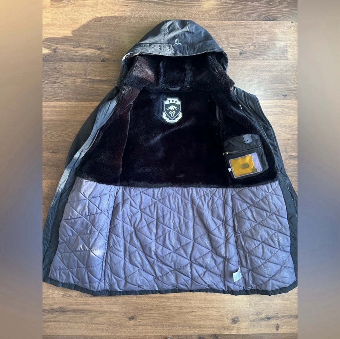 Aritzia TNA Black Parka Jacket 🖤❄️ | Size Small - photo 3