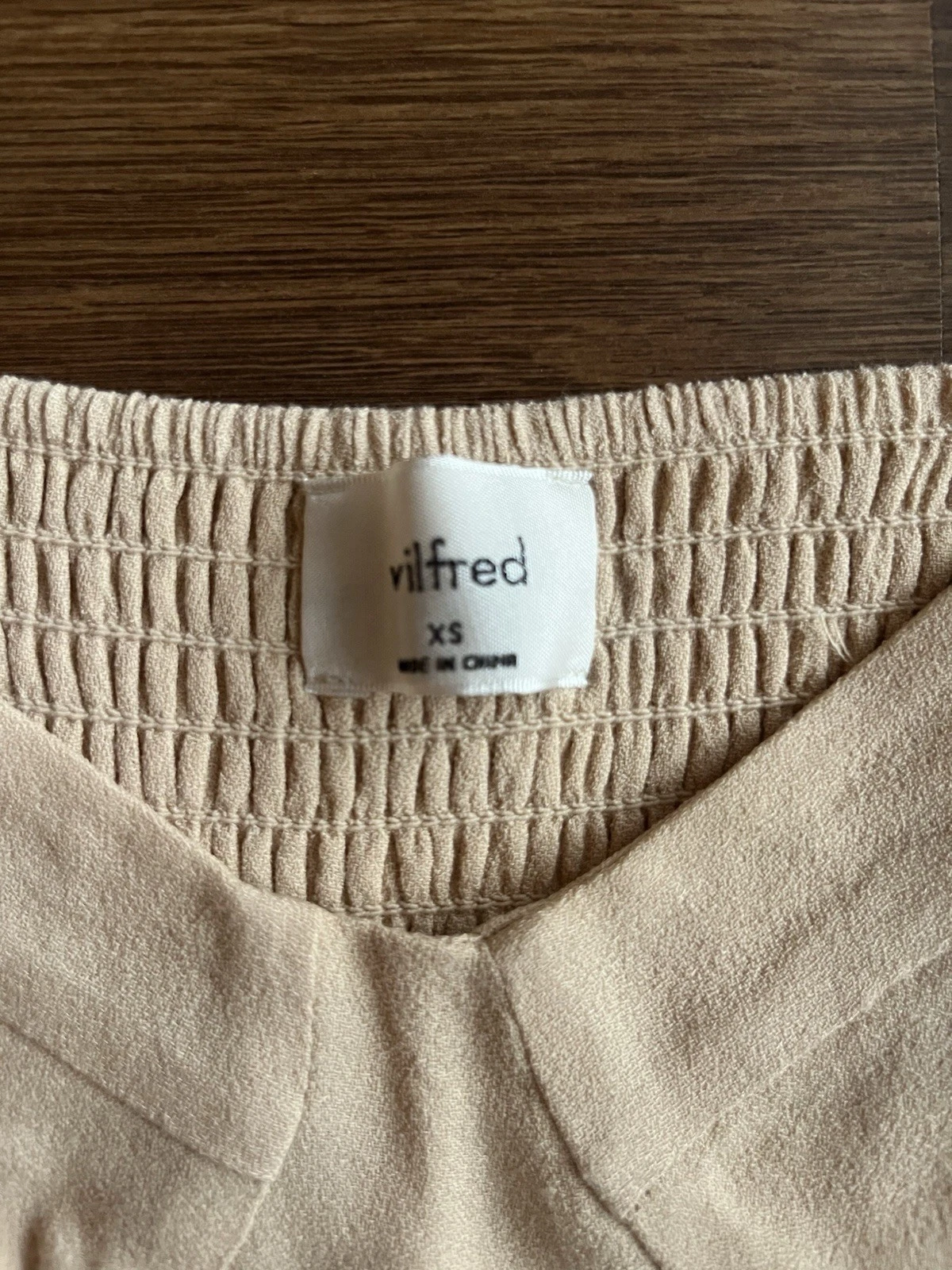 Aritzia Wilfred Novella Blouse XS Cream Smocked Puff Sleeve - photo 4