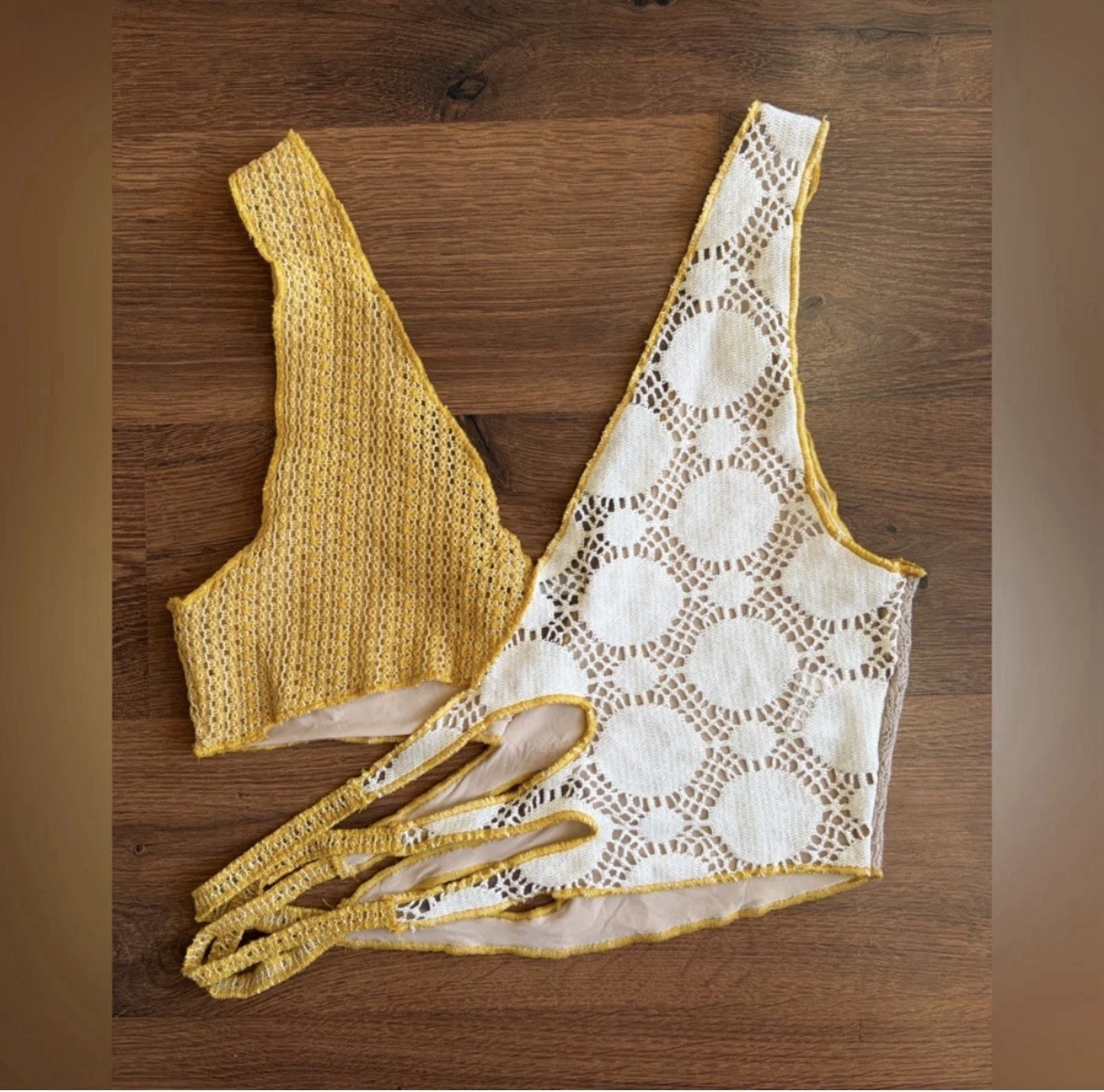 NWT Jaded London Yellow & Cream Lace Crop Top - photo 4