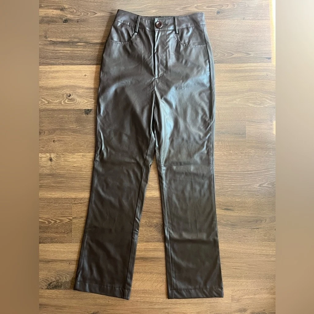 NWT Chocolate Faux Leather Cropped Trousers – UK 6 / US 2 | High