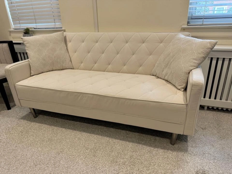 Couch / Sofa - photo 3